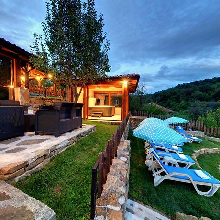 House Maya Tryavna Exterior foto